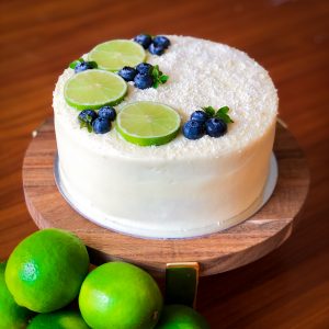 Cheesecake de Blueberries con Ponqué de Limón